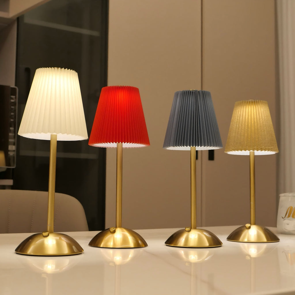 Rechargeable pleated lamps in four colours